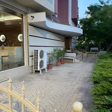 Elegant Near - Terrace & Parking * Misivri