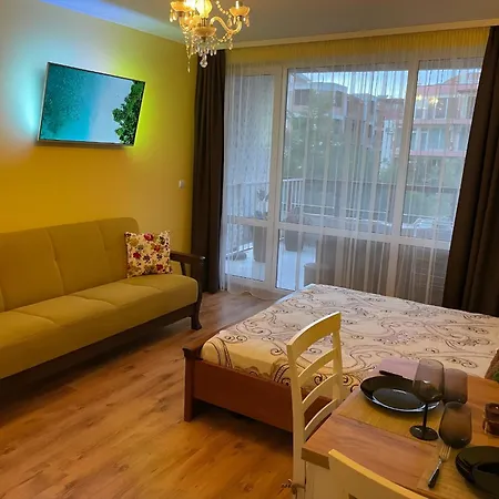 Elegant Near - Terrace & Parking Apartment Nesebar